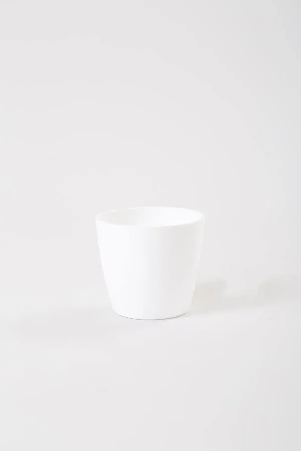 2.5 Inch White Singapore Pot (67mm)